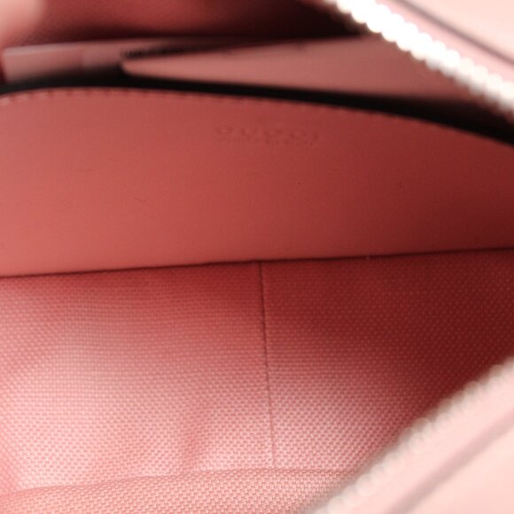 NEW Gucci GG Marmont Mini Shoulder Bag Crossbody Chevron Leather 634936 - Picture 7 of 9